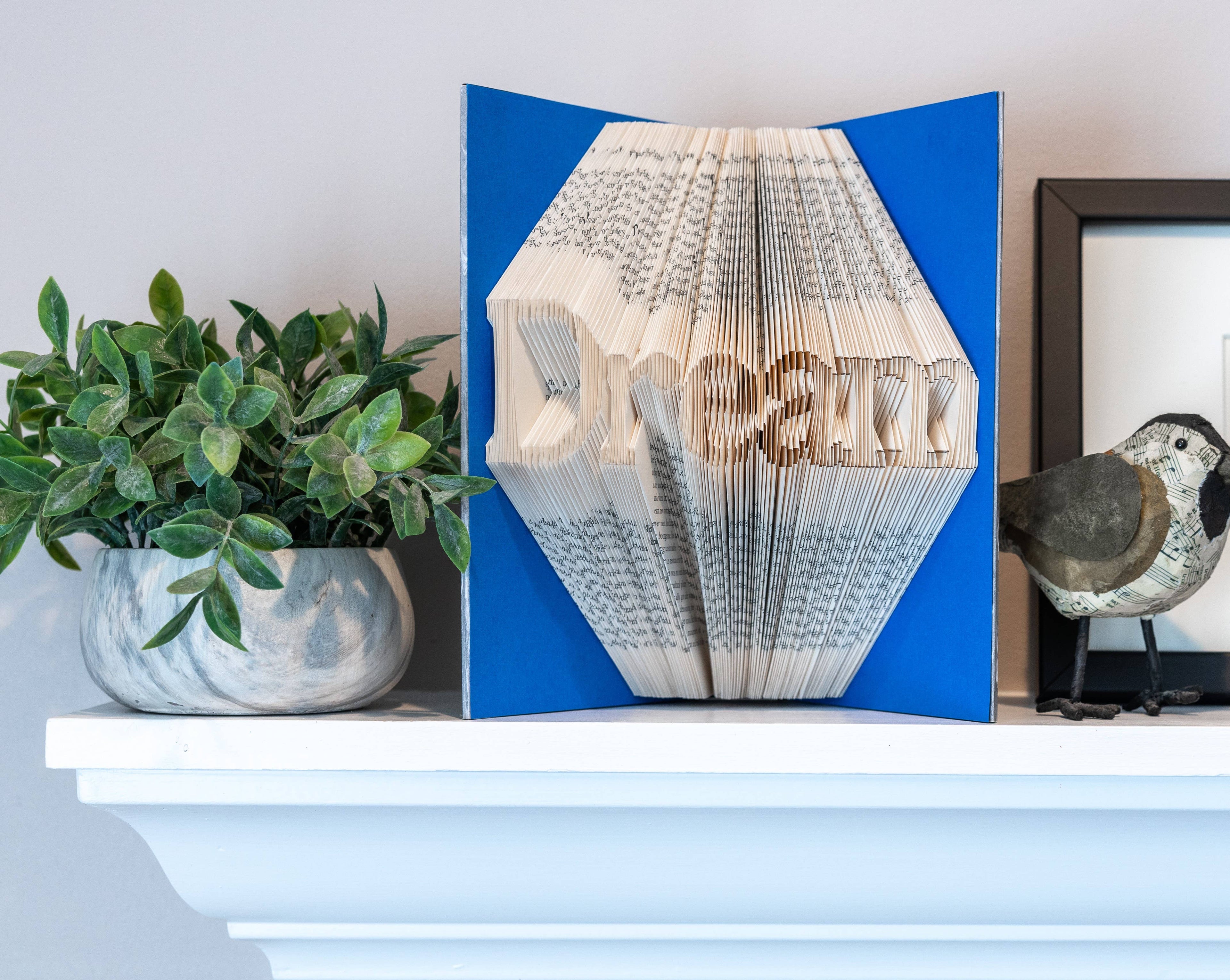 Book Sculpture (DIY)